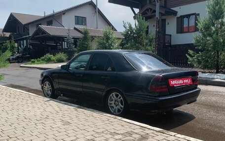 Mercedes-Benz C-Класс, 1998 год, 260 000 рублей, 4 фотография