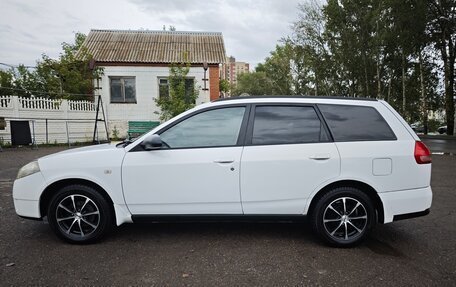 Nissan Wingroad III, 2002 год, 470 000 рублей, 2 фотография