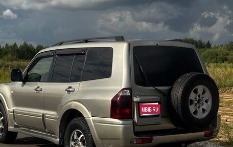 Mitsubishi Pajero III рестайлинг, 2004 год, 980 000 рублей, 4 фотография