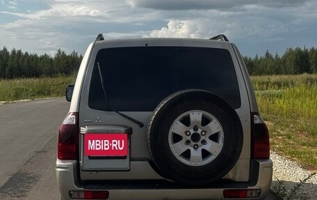 Mitsubishi Pajero III рестайлинг, 2004 год, 980 000 рублей, 5 фотография