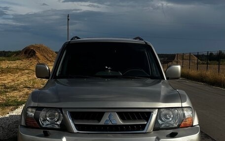 Mitsubishi Pajero III рестайлинг, 2004 год, 980 000 рублей, 20 фотография