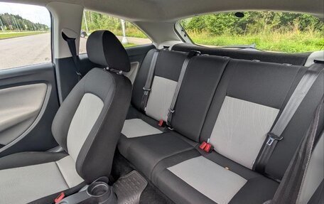 SEAT Ibiza IV рестайлинг 2, 2014 год, 799 000 рублей, 10 фотография