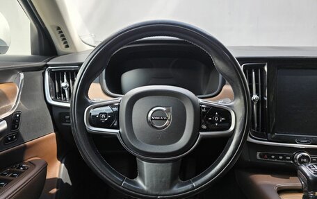 Volvo S90 II рестайлинг, 2018 год, 2 700 000 рублей, 12 фотография