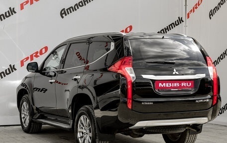 Mitsubishi Pajero Sport III рестайлинг, 2018 год, 2 800 000 рублей, 5 фотография