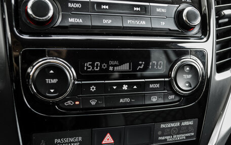 Mitsubishi Pajero Sport III рестайлинг, 2018 год, 2 800 000 рублей, 22 фотография