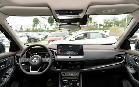 Nissan X-Trail, 2024 год, 2 990 000 рублей, 8 фотография
