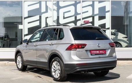 Volkswagen Tiguan II, 2019 год, 2 314 000 рублей, 2 фотография