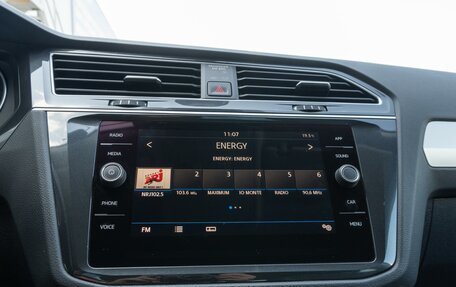 Volkswagen Tiguan II, 2019 год, 2 314 000 рублей, 19 фотография