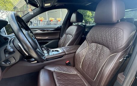 BMW 7 серия, 2021 год, 8 290 000 рублей, 10 фотография