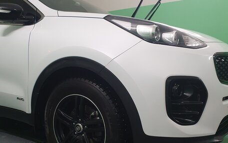 KIA Sportage IV рестайлинг, 2018 год, 2 490 000 рублей, 10 фотография