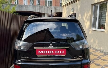 Mitsubishi Outlander III рестайлинг 3, 2011 год, 1 400 000 рублей, 3 фотография