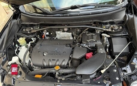 Mitsubishi Outlander III рестайлинг 3, 2011 год, 1 400 000 рублей, 9 фотография
