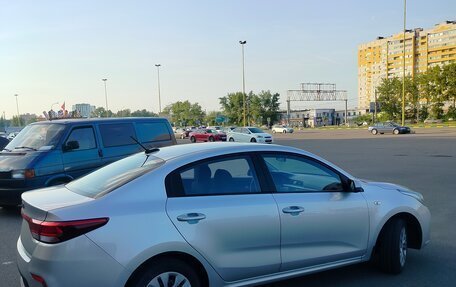 KIA Rio IV, 2018 год, 1 250 000 рублей, 6 фотография