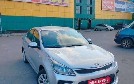 KIA Rio IV, 2018 год, 1 250 000 рублей, 2 фотография