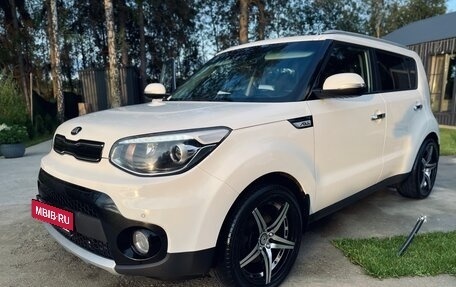 KIA Soul II рестайлинг, 2018 год, 1 590 000 рублей, 3 фотография