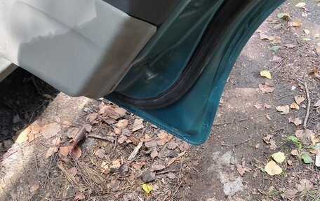 Mazda 323, 2002 год, 245 000 рублей, 15 фотография