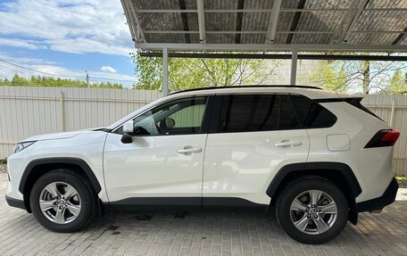 Toyota RAV4, 2022 год, 3 300 000 рублей, 20 фотография