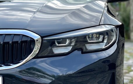 BMW 3 серия, 2019 год, 2 700 000 рублей, 22 фотография