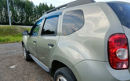 Renault Duster I рестайлинг, 2015 год, 900 000 рублей, 3 фотография