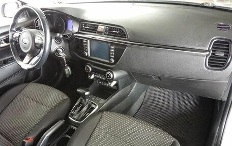 KIA Rio IV, 2018 год, 1 439 000 рублей, 9 фотография