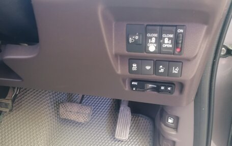 Honda Freed II, 2018 год, 1 850 000 рублей, 12 фотография