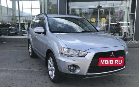 Mitsubishi Outlander III рестайлинг 3, 2011 год, 1 170 000 рублей, 3 фотография