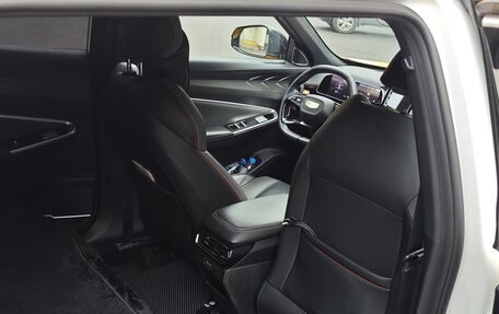 Geely Atlas, 2023 год, 2 089 000 рублей, 10 фотография