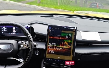 Geely Atlas, 2023 год, 2 089 000 рублей, 9 фотография