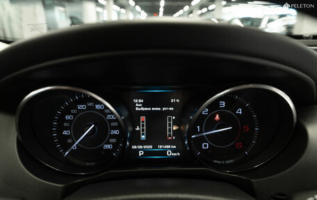Jaguar XE I рестайлинг, 2015 год, 1 840 000 рублей, 12 фотография