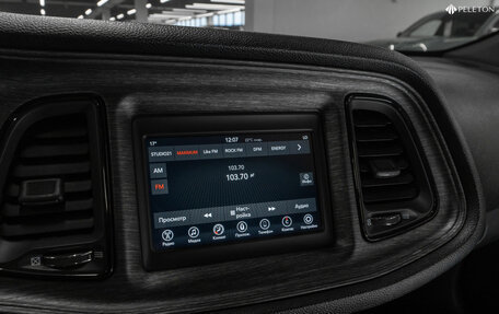 Dodge Challenger III рестайлинг 2, 2017 год, 3 300 000 рублей, 17 фотография