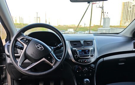 Hyundai Solaris II рестайлинг, 2014 год, 1 050 000 рублей, 2 фотография