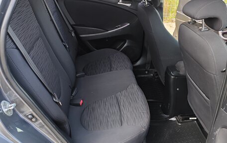 Hyundai Solaris II рестайлинг, 2014 год, 1 050 000 рублей, 11 фотография