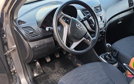 Hyundai Solaris II рестайлинг, 2014 год, 1 050 000 рублей, 15 фотография