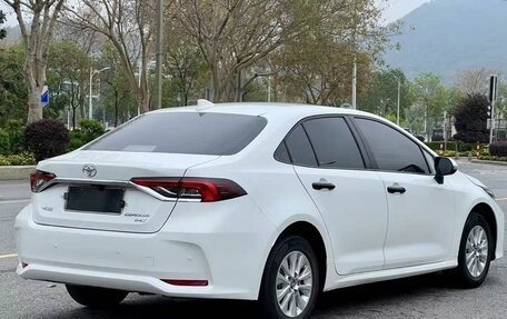 Toyota Corolla, 2022 год, 1 230 000 рублей, 5 фотография