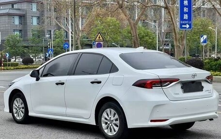 Toyota Corolla, 2022 год, 1 230 000 рублей, 9 фотография