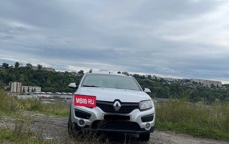 Renault Sandero II рестайлинг, 2017 год, 650 000 рублей, 2 фотография
