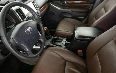 Toyota Land Cruiser Prado 120 рестайлинг, 2003 год, 1 959 000 рублей, 8 фотография