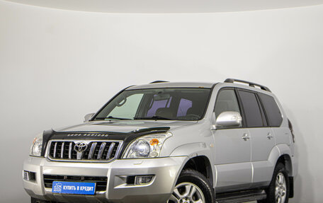 Toyota Land Cruiser Prado 120 рестайлинг, 2003 год, 1 959 000 рублей, 3 фотография
