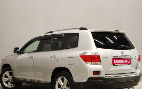 Toyota Highlander III, 2011 год, 1 849 000 рублей, 6 фотография