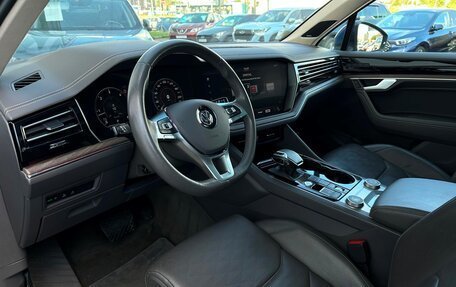 Volkswagen Touareg III, 2018 год, 3 790 500 рублей, 5 фотография