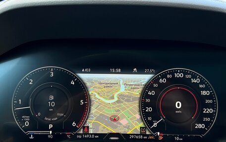 Volkswagen Touareg III, 2018 год, 3 790 500 рублей, 26 фотография
