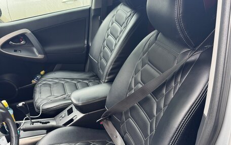 Toyota RAV4, 2006 год, 1 400 000 рублей, 14 фотография