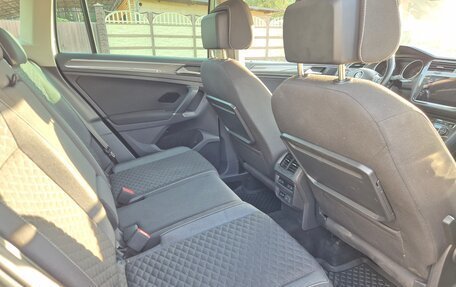 Volkswagen Tiguan II, 2018 год, 2 150 000 рублей, 9 фотография