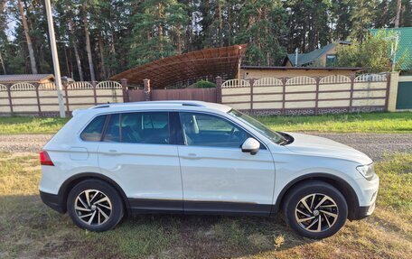 Volkswagen Tiguan II, 2018 год, 2 150 000 рублей, 4 фотография