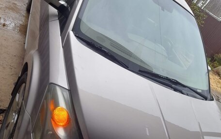 Nissan Quest III, 2004 год, 750 000 рублей, 19 фотография