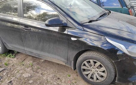 Hyundai Solaris II рестайлинг, 2017 год, 800 000 рублей, 10 фотография