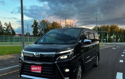Toyota Voxy III, 2018 год, 2 450 000 рублей, 1 фотография