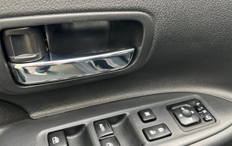 Mitsubishi Outlander III рестайлинг 3, 2018 год, 1 650 000 рублей, 29 фотография