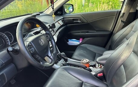 Honda Accord IX рестайлинг, 2013 год, 1 450 000 рублей, 2 фотография
