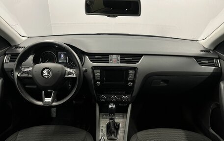 Skoda Octavia, 2015 год, 1 899 000 рублей, 18 фотография